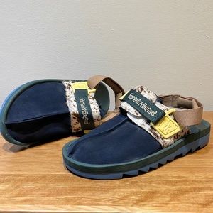 Reebok x Brain Dead Beatnik slides size 8 mens